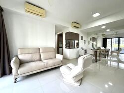 The Palette (D18), Condominium #467678311